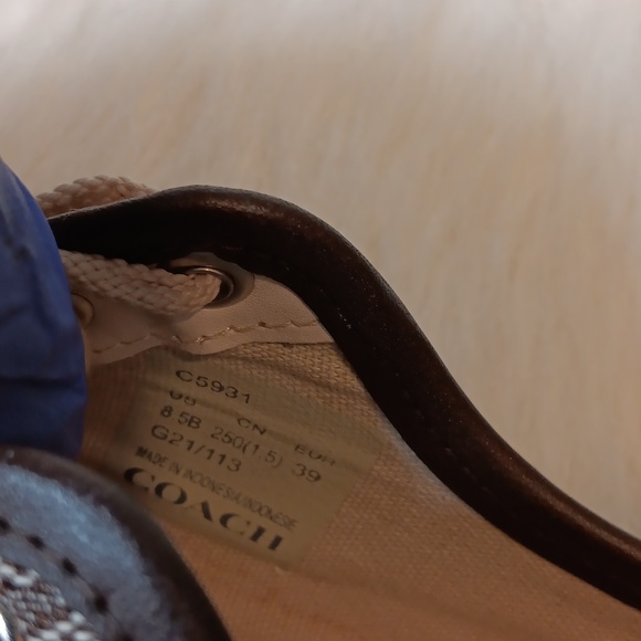 Coach /Monogram Leather Low-Top Sneakers - Picture 8 of 8